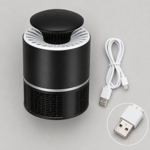 Zbliżenie na lampę UV owadobójczą z widocznymi wymiarami i kablem USB